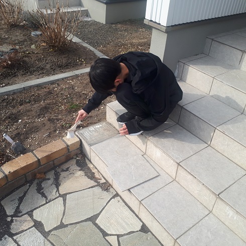 自宅のDIY！？タイルの補修