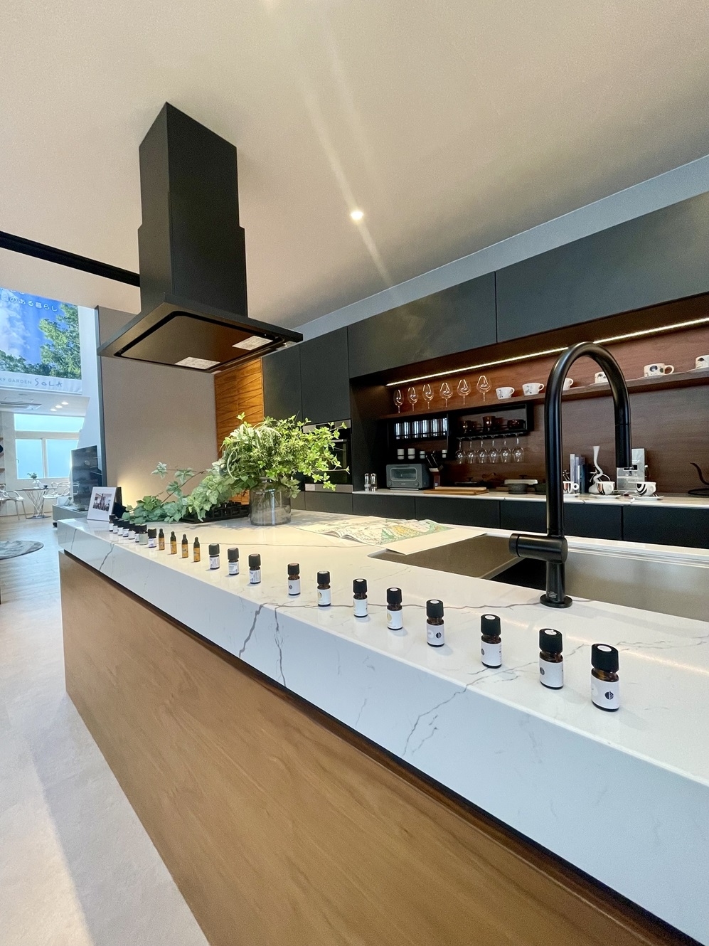 ■4月25日（金）「Aroma　Bar＆クリエイターコラボイベント」のお知らせ